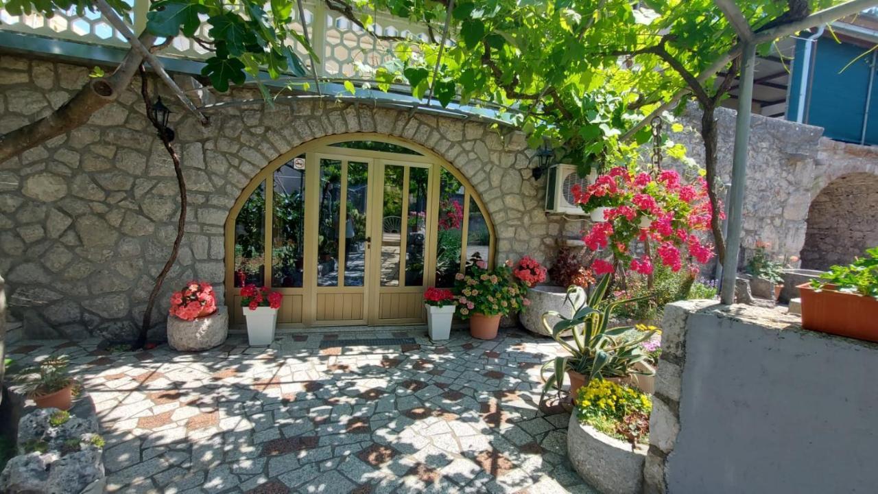 Guest House Tom マリンスカ エクステリア 写真